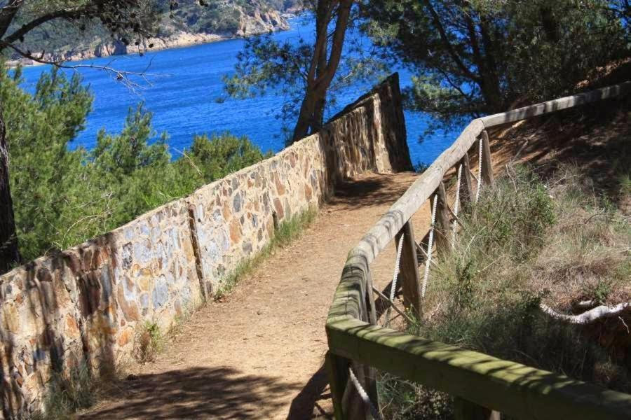 Apartamento Orient En Palamos Tercera Linea De Mar Esterno foto